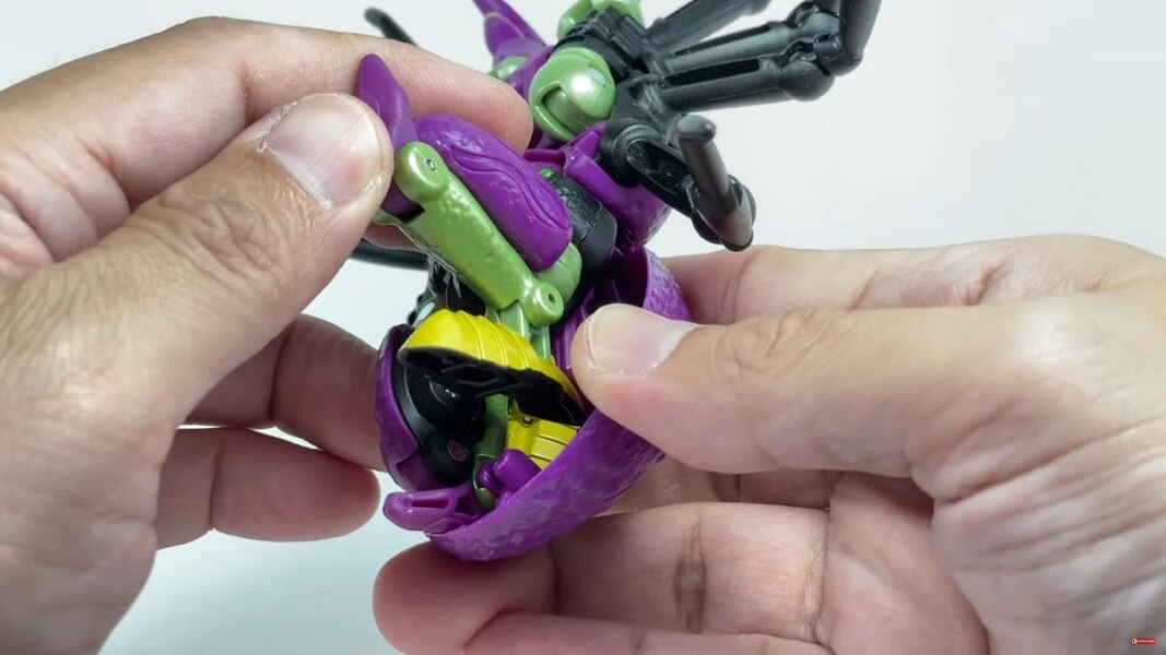 Transformers Legacy Predacon Tarantulas In Hand Image  (10 of 48)